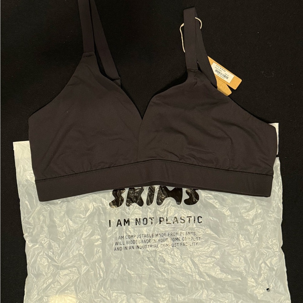 SKIMS Charcoal Wireless Bra